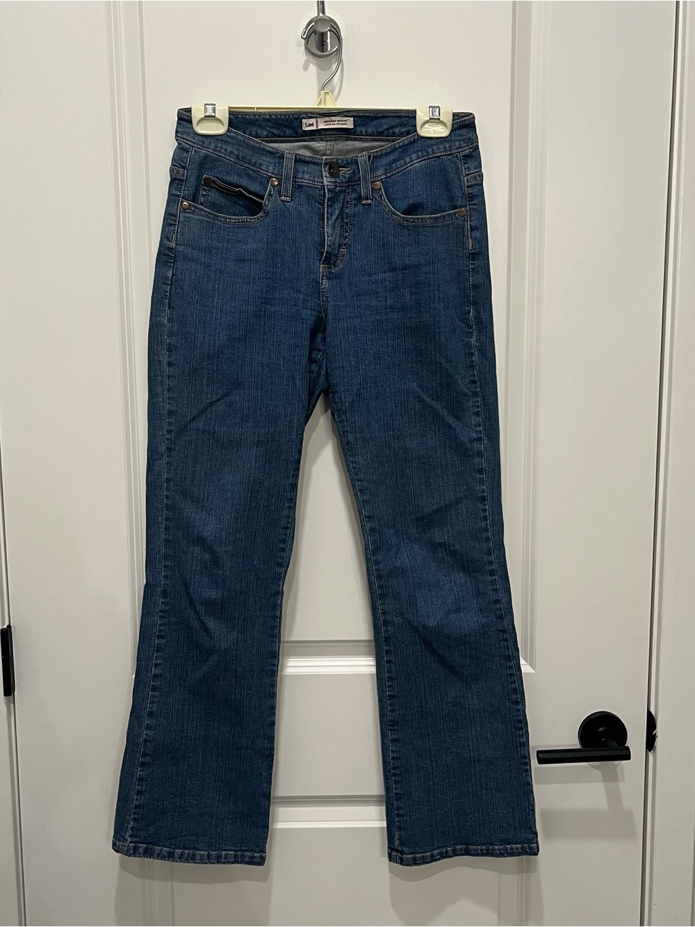 Vintage Lee Women's Flare Jeans in Dark Blue